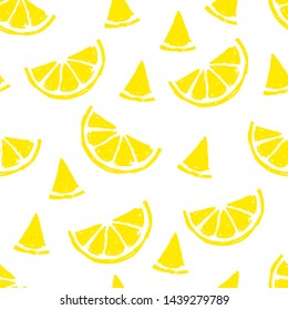 lemon slices, seamless pattern on white background.