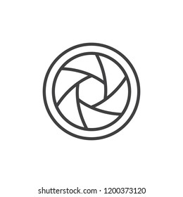 Lens shutter outline icon. linear style sign for mobile concept and web design. Camera shutter simple line vector icon. Diaphragm symbol, logo illustration. Pixel perfect vector graphics