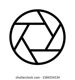 lens vector thin line icon 