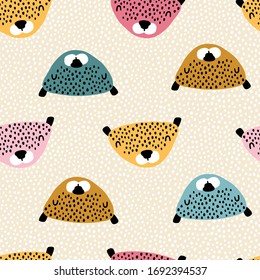 Leopard with polka dots. Seamless pattern with cute animals faces. Childish print for nursery in a Scandinavian style. For baby clothes, interior, packaging. Vector cartoon illustration in pastel 