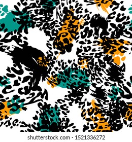 Leopard Print Animal Seamless Pattern. Fur Skin Vector Texture. Cheetah, Jaguar, Panther Camouflage Design Background.