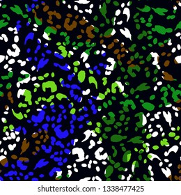 Leopard print animal skin pattern. Bright seamless pattern with leopard texture. Animal pattern.