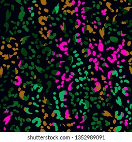 Leopard print animal skin pattern. Bright seamless pattern with leopard texture. Animal pattern.