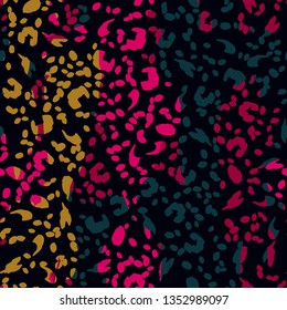Leopard print animal skin pattern. Bright seamless pattern with leopard texture. Animal pattern.