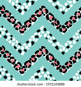 Leopard Print Chevron Seamless Pattern. Hand Drawn Doodle Animal Skin Spots. Vector Abstract Zig zag Striped Background