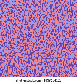 Leopard print design. African animal skin print fur texture background. Vector seamless pattern. 