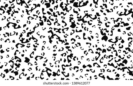 Leopard print design. Animal skin pattern. Vector illustration.
