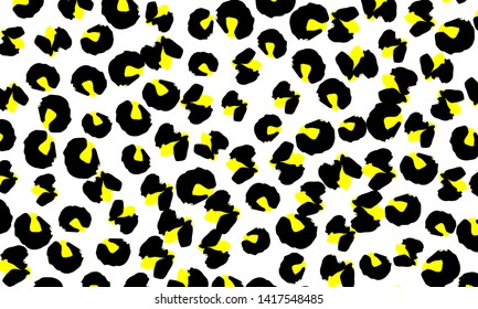 Leopard print design. Animal skin pattern. Vector illustration.