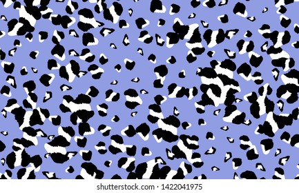 Leopard print design. Animal skin pattern. Vector illustration.