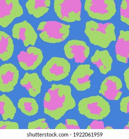 Leopard Print Seamless Vector Design. Rich VIP Animal Skin Fashion Pattern. Elegant Cheetah Safari Seamless Leopard Print. Modern Fabric Texture, Wild Fur Repeat Pattern. Cheetah Textile Background.