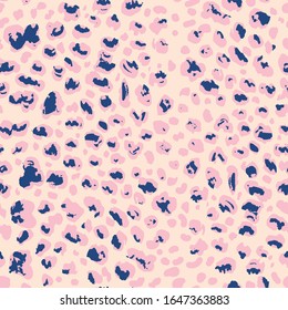 Leopard seamless pattern. Animal print. Vector background