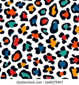 Leopard seamless pattern. Animal skin print. Repeating spots motif. Wildlife, natural camouflage texture. Savannah safari inspired background. Vector abstract wallpaper