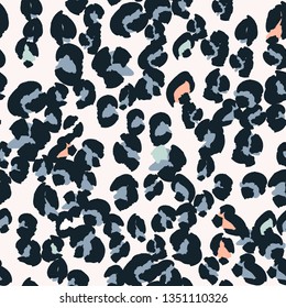 Leopard seamless pattern design. Vector illustration background 