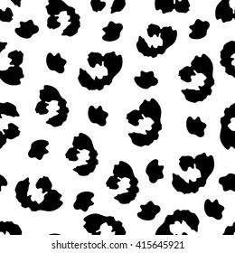 Leopard skin seamless pattern. Vector background.