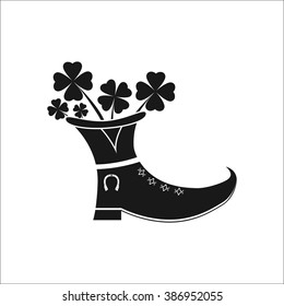 Leprechaun boot with clover simple icon on white background