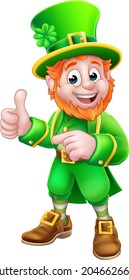 Una mascota de caricatura del Día de los Patrones de Leprechaun da un pulgar hacia arriba y señalando 