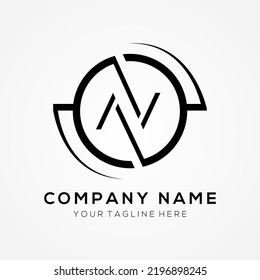 plantilla de vectores de diseño de logotipo AV de carta. Ilustración de vectores AV de diseño de letras negras iniciales con fondo blanco.