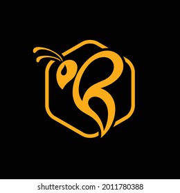 Letter B and Bee Logo design. Honey and Hexagonal symbol. Vector Illustration.