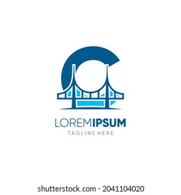 Ilustración de emblema gráfico del icono del vector del puente de la letra C