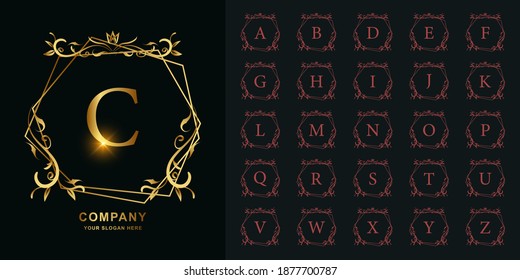 Letra C o colección alfabeto inicial con una plantilla de logotipo dorado de marco floral de lujo.