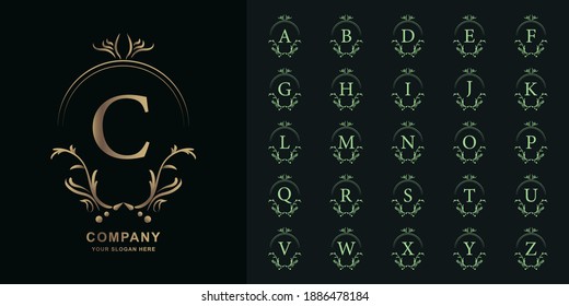 Letra C o colección alfabeto inicial con una plantilla de logotipo dorado de marco floral de lujo.