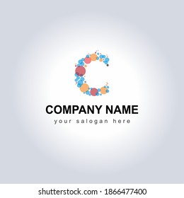 Ilustración de diseño de vectores con logotipo C para su plantilla de identidad empresarial. Nombre de la empresa creativa con el logo de la marca de eslogan. Icono del logotipo de la letra C única para el monograma. Hermosa idea del logotipo de la compañía.