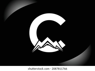 Alfabeto monograma de letra C con pico de montaña. Símbolo del logotipo de montaña. Diseño moderno de logotipo vectorial para el negocio, e identidad de la empresa.