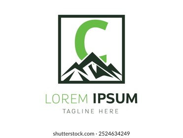 Letra C com inspiração no design do logotipo da Montanha. Design de modelo de letra de vetor