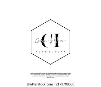 Letra CI logotipo de escritura a mano inicial con firma y estilo dibujado a mano.