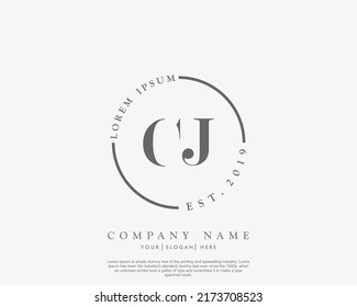 Letra CJ logotipo de escritura manual inicial con firma y estilo dibujado a mano.