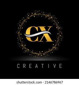 plantilla de vectores de diseño con logotipo CX de letra. Ilustración del Vector Inicial De Diseño De Letra Dorada Y Plata CX.