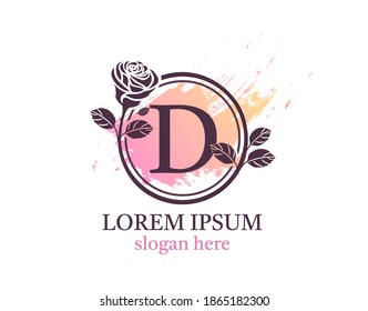 Logo de la letra D en monograma. Estilo circundante floral con bonitas rosas. Diseño de iconos femeninos.