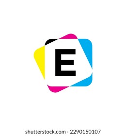 Letra E con diseño de logotipo en color CMYK 2002