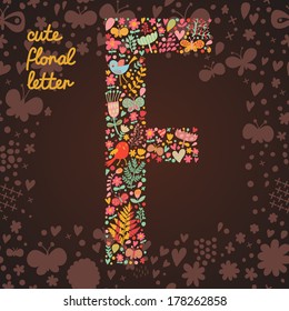 La letra F. Elemento floral brillante de un alfabeto colorido hecho de aves, flores, pétalos, corazones y ramas. Elemento ABC floral de verano en vector