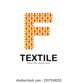 Letter F Textil-Muster und Nählogo, Vektordesign. Geeignet für Geschäfts-, Textil-, Erstname, Mode, Stricken und Poster