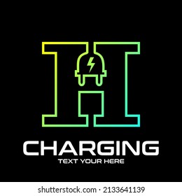 Letter H Electric Plug Vektorlogo-Vorlage. Schriftart mit grüner und blauer Farbverlauf-Grafik. Technischer Hintergrund. Dieses Alphabet eignet sich für Energie, Strom, Kabel, Draht, elektrische Geräte, Verbindung