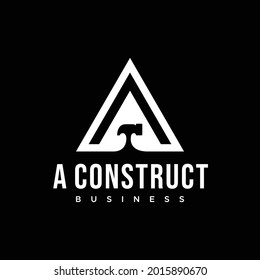Letra A logotipo de martillo para la empresa de construcción de edificios