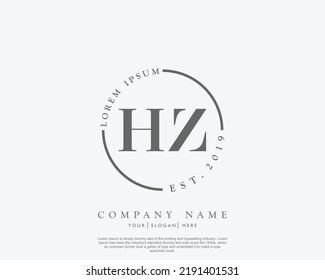 Letter HZ Initial Handschrift Logo mit Unterschrift und handgezeichnet Stil.