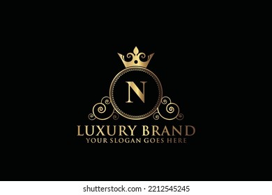 carta Marca inicial N elegante logotipo de lujoso monograma o plantilla de insignia con pergaminos y corona real, perfecto para proyectos de marca de lujo
