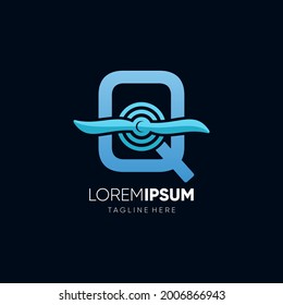 Letra inicial Q Logotipo de hélice del avión Diseño Icono de vectores Ilustración gráfica Emblema 