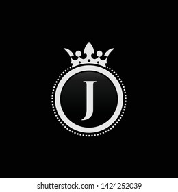 Letter V Royal Crown Logo Stock Vector (Royalty Free) 779199133