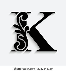 ornamento floral K letra. Logo del vector. Alfabeto monograma. Hermosas letras florales de mayúsculas
