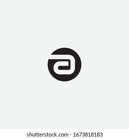 Diseño del logo de una carta y signo creativo