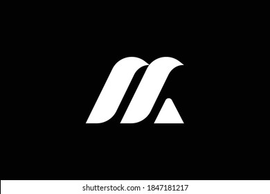 Diseño del logo de la carta AM sobre fondo de lujo. Concepto de logotipo de letras de monograma de MA. Diseño de iconos AM. Diseño de iconos de letras blancas elegantes y profesionales en el fondo negro. AM MA