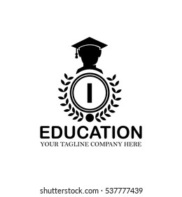 Letter I Logo With Vector People Use Academic Gown or Hat Icon