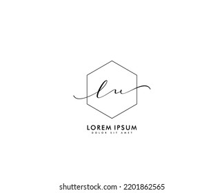 Letra LU logotipo de escritura manual inicial con firma y estilo dibujado a mano.