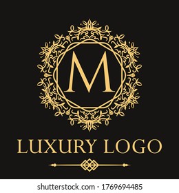 Logo de lujo de la letra M. Plantilla de diseño de carta inicial de primera calidad para restaurante, hotel, boutique, café, Hotel, Heraldic, Joyería, Moda y otros negocios