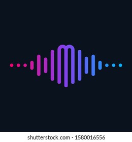 letra M con elemento reproductor de música Pulse. Plantilla de logotipo música electrónica, ecualizador, tienda, dj, discoteca, discoteca. Concepto del logotipo de ondas de audio, Tecnología multimedia, Forma abstracta. - vector