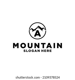 Diseño del logotipo de la carta A Mountain 