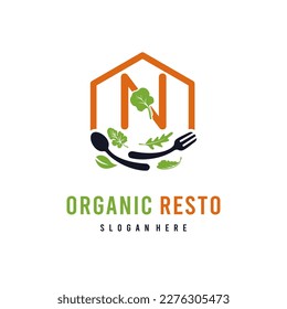 Carta N con legumbres de hoja para alimentos veganos orgánicos y plantilla de ideas con logotipo comercial Resto	
